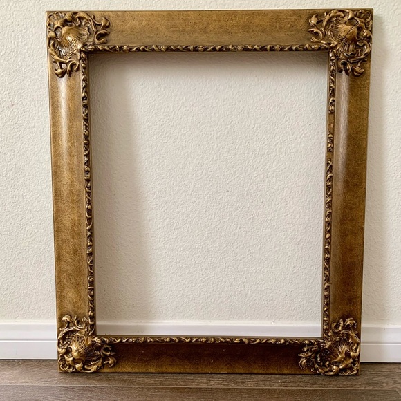 Vintage Victorian Style Gold Color Frame 19/22” - Picture 5 of 15